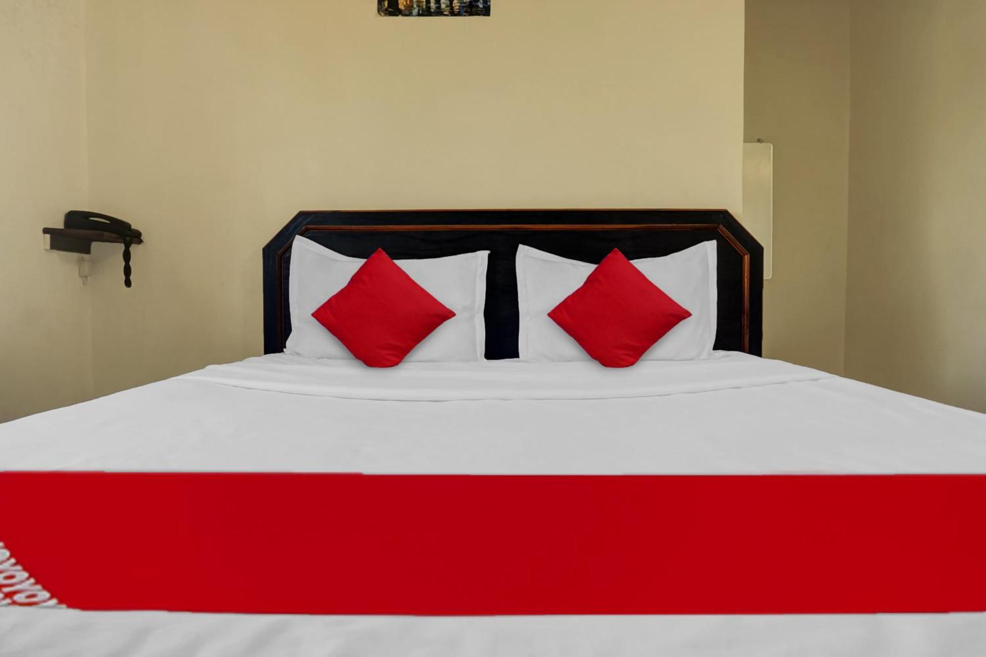 Hotel O Happy Homely Stay Sasvad Екстериор снимка